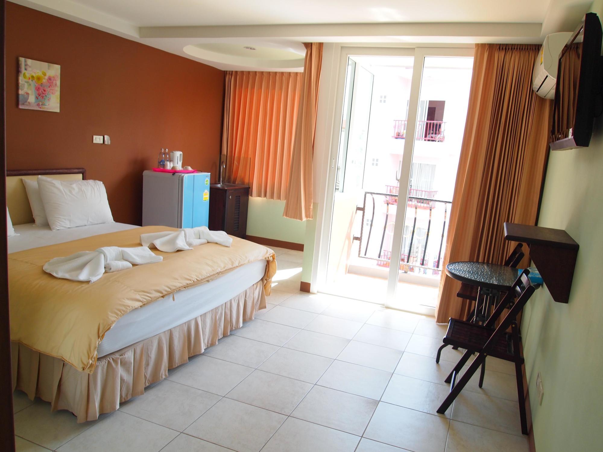 The Right Resort Pattaya Eksteriør bilde